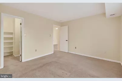 896 Windbrooke Drive #896, Gaithersburg, MD 20879 - Photo 8