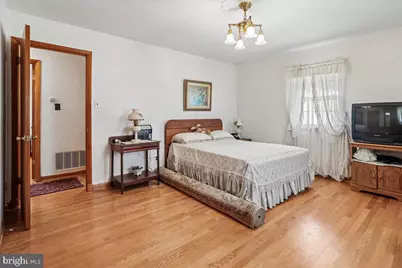 21909 Frederick Road, Boyds, MD 20841 - Photo 10