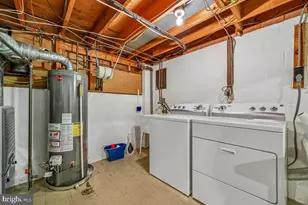 11724 Enid Dr, Potomac, MD 20854 - Photo 44