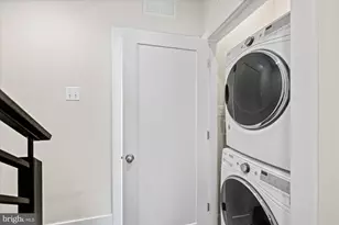 6662 Eames Wy, Bethesda, MD 20817 - Photo 30