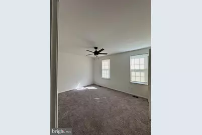 9136 Bramble Bush Court, Gaithersburg, MD 20879 - Photo 16