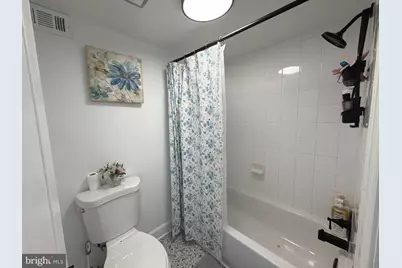 3912 Chesterwood Drive #3912, Silver Spring, MD 20906 - Photo 6