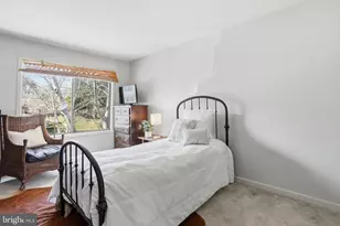 18753 Pier Point Pl, Montgomery Village, MD 20886 - Photo 12