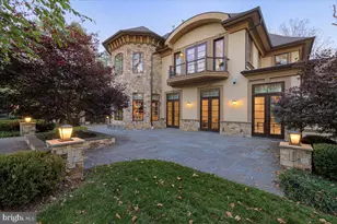 8710 Fernwood Rd, Bethesda, MD 20817 - Photo 32