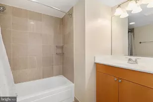 7500 Woodmont Ave, Bethesda, MD 20814 - Photo 20