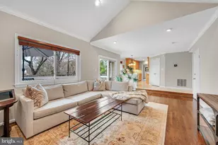 11512 Flints Grove Ln, North Potomac, MD 20878 - Photo 18