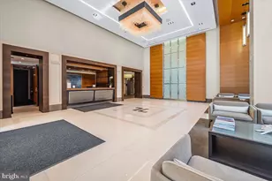 4901 Hampden Ln, Bethesda, MD 20814 - Photo 4