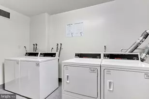 4977 Battery Ln, Bethesda, MD 20814 - Photo 32