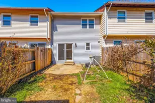 17736 Larchmont Terrace, Gaithersburg, MD 20877 - Photo 28