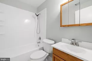 17736 Larchmont Terrace, Gaithersburg, MD 20877 - Photo 18