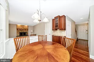 15623 Sycamore Ln, Rockville, MD 20853 - Photo 20
