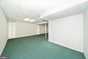 15623 Sycamore Ln, Rockville, MD 20853 - Photo 38