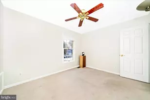 15623 Sycamore Ln, Rockville, MD 20853 - Photo 32