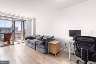 24 Courthouse Sq, Rockville, MD 20850 - Photo 8