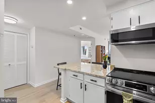 24 Courthouse Sq, Rockville, MD 20850 - Photo 18