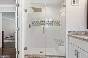 14900 Westbury Rd, Rockville, MD 20853 - Photo 60