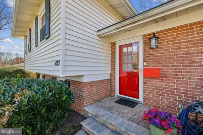 823 Diamond Drive, Gaithersburg, MD 20878 - Photo 4