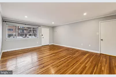 5013 Sentinel Drive #70, Bethesda, MD 20816 - Photo 10