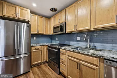 5013 Sentinel Drive #70, Bethesda, MD 20816 - Photo 6