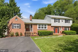 20800 Brooke Knolls Rd, Laytonsville, MD 20882 - Photo 2