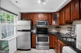 856 Azalea Dr, Rockville, MD 20850 - Photo 16