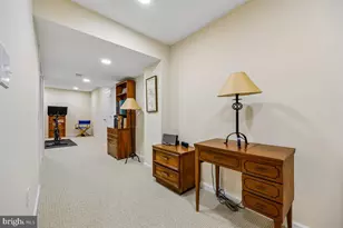 9318 Bremerton Way, Gaithersburg, MD 20886 - Photo 48