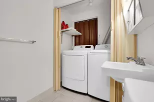 11617 Silent Valley Ln, North Potomac, MD 20878 - Photo 36