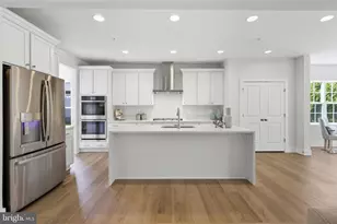 328 Ridge Rd, Washington Grove, MD 20880 - Photo 14