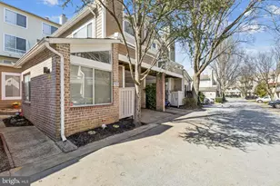 9814 Dockside Terrace, Montgomery Village, MD 20886 - Photo 4