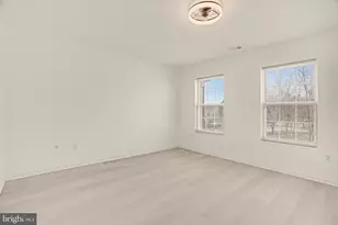 14805 Strawberry Ln, Burtonsville, MD 20866 - Photo 12