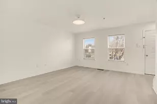 14805 Strawberry Ln, Burtonsville, MD 20866 - Photo 4