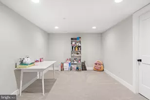 8512 Horseshoe Ln, Potomac, MD 20854 - Photo 40