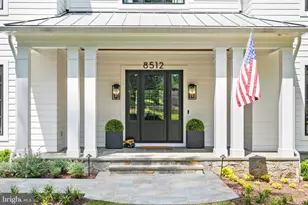 8512 Horseshoe Ln, Potomac, MD 20854 - Photo 2