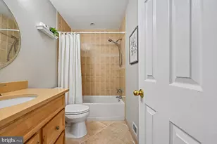 10706 Stoneyhill Dr, Silver Spring, MD 20901 - Photo 38
