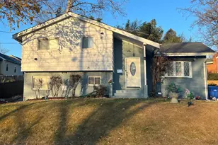 11321 College View Dr, Silver Spring, MD 20902 - Photo 4