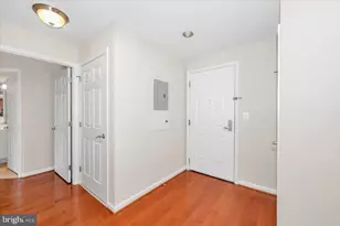 11710 Old Georgetown Rd, Rockville, MD 20852 - Photo 8