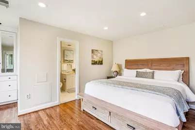 9939 Bentcross Drive, Potomac, MD 20854 - Photo 36