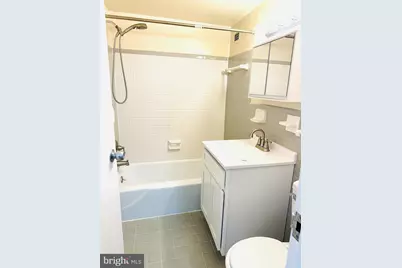 10401 Grosvenor Place #1414, Rockville, MD 20852 - Photo 6