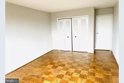 10401 Grosvenor Place #1414, Rockville, MD 20852 - Photo 8