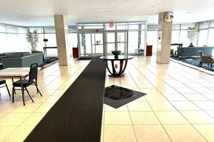 10401 Grosvenor Pl, Rockville, MD 20852 - Photo 12