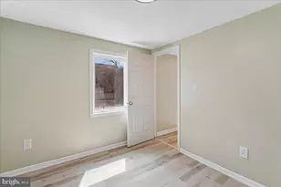 1405 Matthews Dr, Rockville, MD 20851 - Photo 24