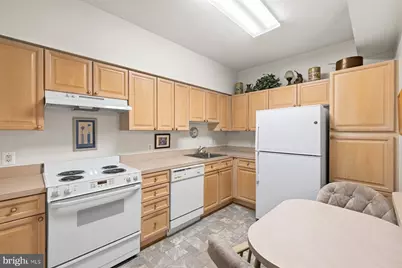 3200 N Leisure World Boulevard #111, Silver Spring, MD 20906 - Photo 12