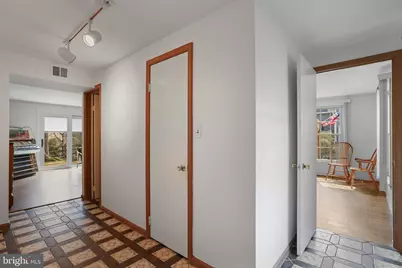 11209 Farmland Drive, Rockville, MD 20852 - Photo 34