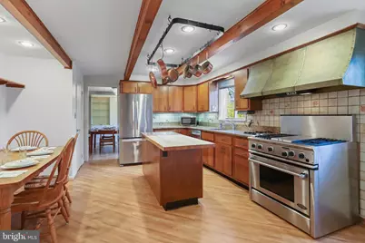 11209 Farmland Drive, Rockville, MD 20852 - Photo 6