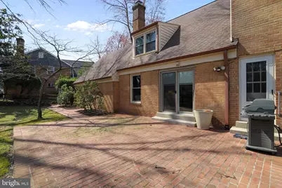 11209 Farmland Drive, Rockville, MD 20852 - Photo 4