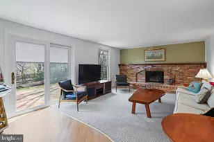 11209 Farmland Dr, Rockville, MD 20852 - Photo 14