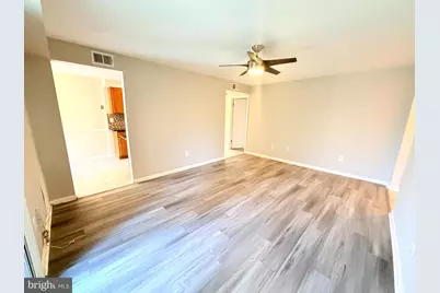 20248 Shipley Terrace #102, Germantown, MD 20874 - Photo 4