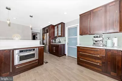 17104 Laburnum Ct, Rockville, MD 20855 - Photo 14