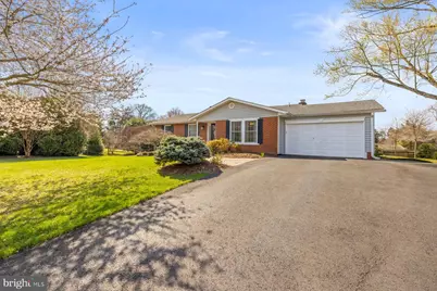 13316 Pepper Court, Germantown, MD 20874 - Photo 2