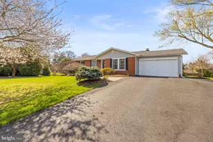 13316 Pepper Ct, Germantown, MD 20874 - Photo 2
